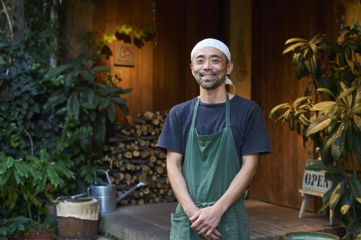 ［TOKYO UPDATES］東京で始めた、持続可能な薪窯でのパンづくり