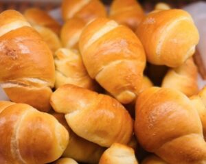 【ラジトピ】「クロフィン」「ドーナンシェ」って何か知ってる？　製パン業界にもやって来た“ハイブリッド”の波