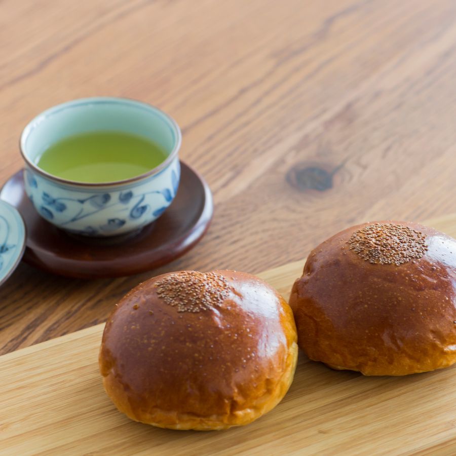 あんぱんと緑茶