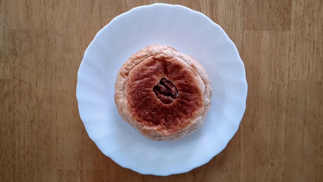 日本の北海道札幌市南区真駒内にあるパン屋、森のパンのパンの写真。